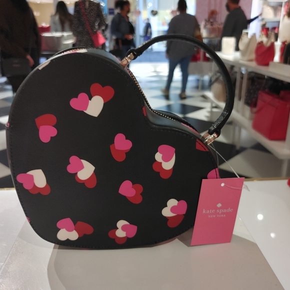 Kate Spade Love Shack Flutter Valentine Heart Crossbody - Picture 2 of 2